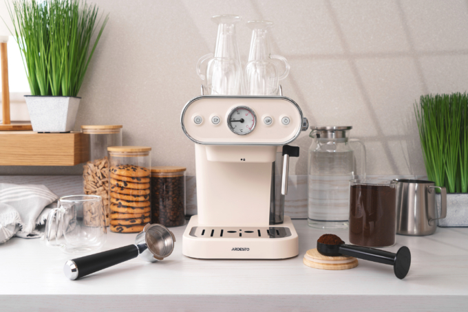 Pump Espresso Coffee Maker Ardesto FCM-E15BG
