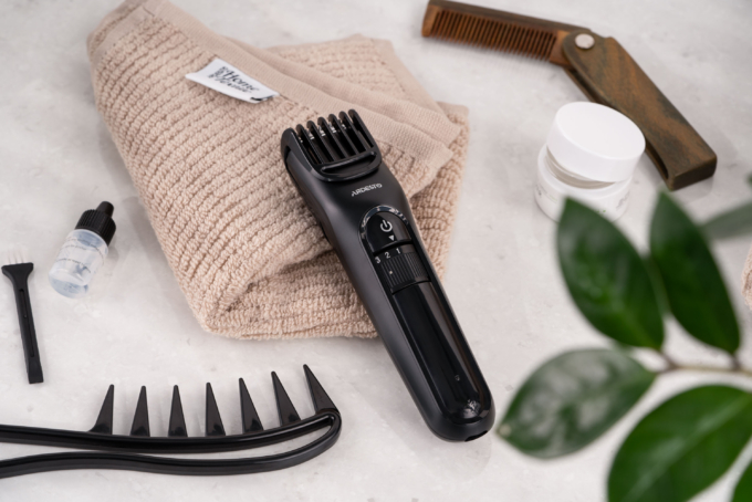 Машинка для підстригання волосся ARDESTO HC-Y10-B