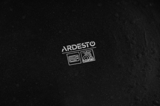 Салатник ARDESTO Trento, 16 см, чорна, кераміка AR2916TB