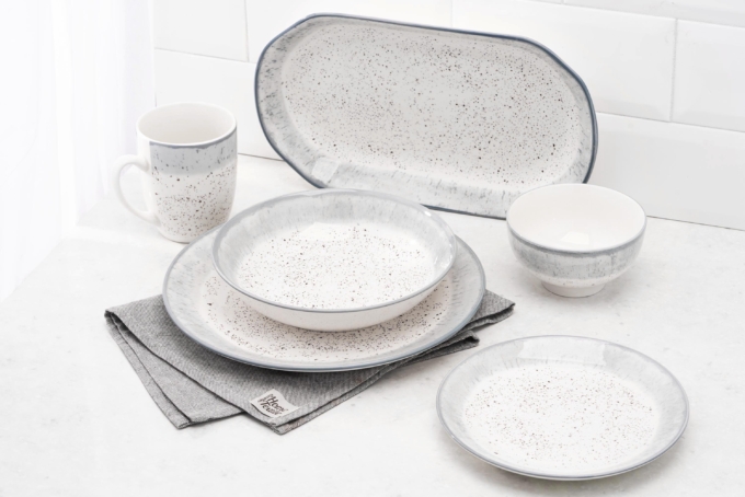 ARDESTO Plate Siena, 32х18cm, porcelain, oval, white-gray