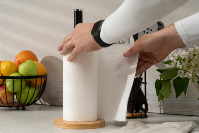 ARDESTO Paper Towel Holder Midori 15х34cm, metal, bamboo, black AR0913BB