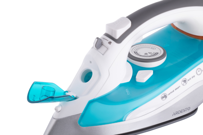 ARDESTO Iron IR-C2228-TQ, 2200W, 280ml, steam boost, ceramic soleplate, blue