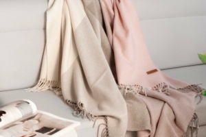 ARDESTO Blanket Leonardo Moon, 140x200cm, 5% cashemere, 40% wool, 35% acrylic, 20% poly, beige