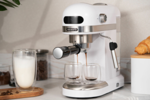 ARDESTO coffe maker carob YCM-E1500, 1.4L, ground, hand capuchino maker, cup warmer, white