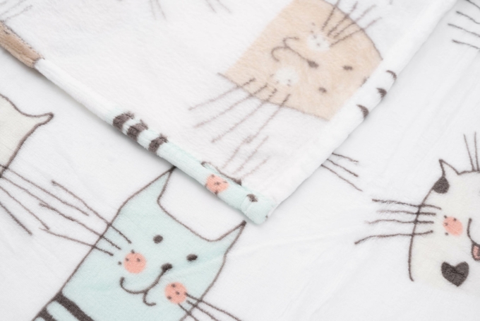 ARDESTO Flannel blanket, 160×200 cm, kitties, 100% polyester