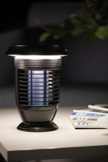 ARDESTO mosquito killer lantern, 5W, 14 hours oper. time, 6000-6500K, solar powered, battery cap. 2000 mAh, USB-C/USB-A, black