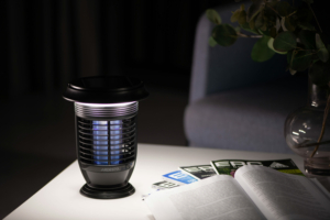 ARDESTO mosquito killer lantern, 5W, 14 hours oper. time, 6000-6500K, solar powered, battery cap. 2000 mAh, USB-C/USB-A, black