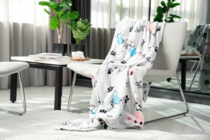 ARDESTO Flannel blanket, 160×200 cm, bulldog coffee, 100% polyester