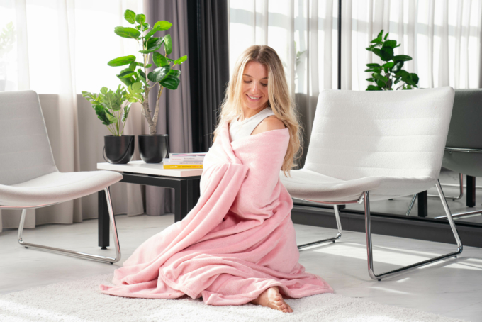 ARDESTO Flannel blanket, 200x220cm, pink, 100% polyester