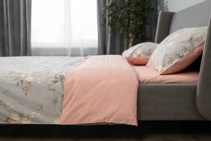 ARDESTO Bedding set 1.5 Gloria, sateen, duvet cover160x220cm, bed sheet 160x220cm, pillowcases (2) 50x70cm, 100% cotton, flowers pink