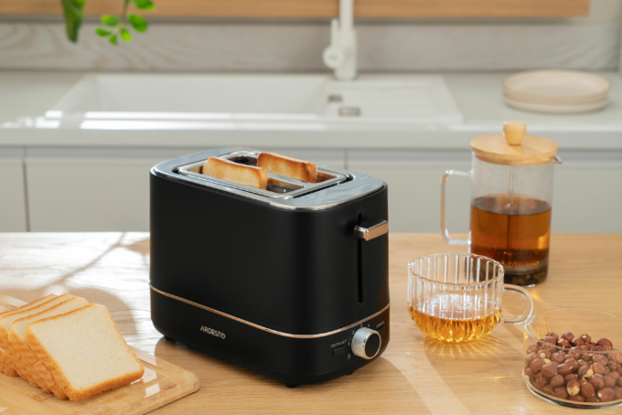 ARDESTO Toaster T-F420B, 800W, plastic, 2 slots, black
