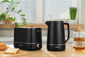 ARDESTO Toaster T-F420B, 800W, plastic, 2 slots, black