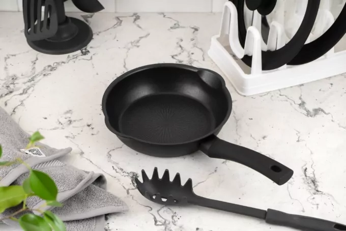 ARDESTO Deep Fry pan Gemini Gourmet Bolzano, 24cm, aluminium, black