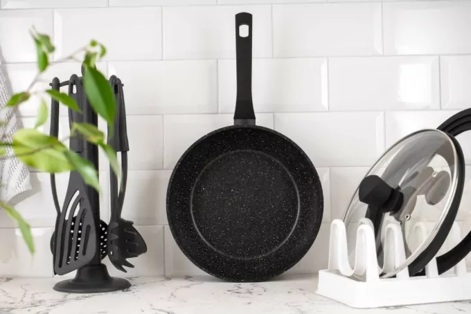 ARDESTO Deep Fry pan Gemini Gourmet Bolzano, 24cm, aluminium, black